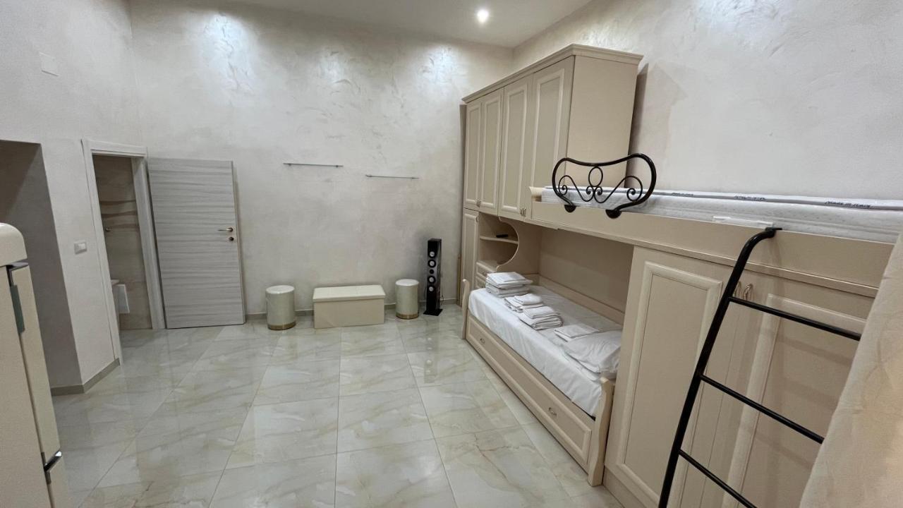 B&B Sasi Napoli Dış mekan fotoğraf