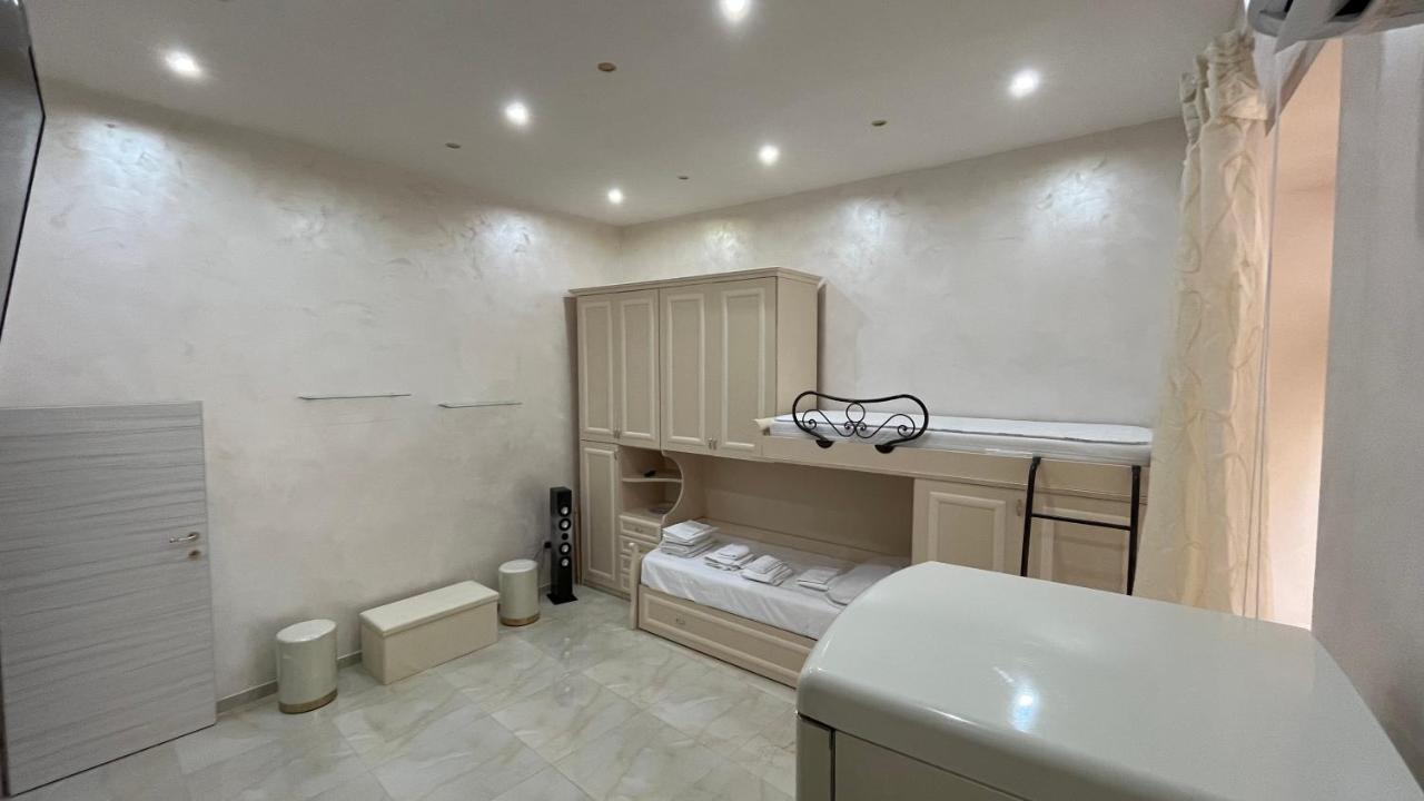 B&B Sasi Napoli Dış mekan fotoğraf