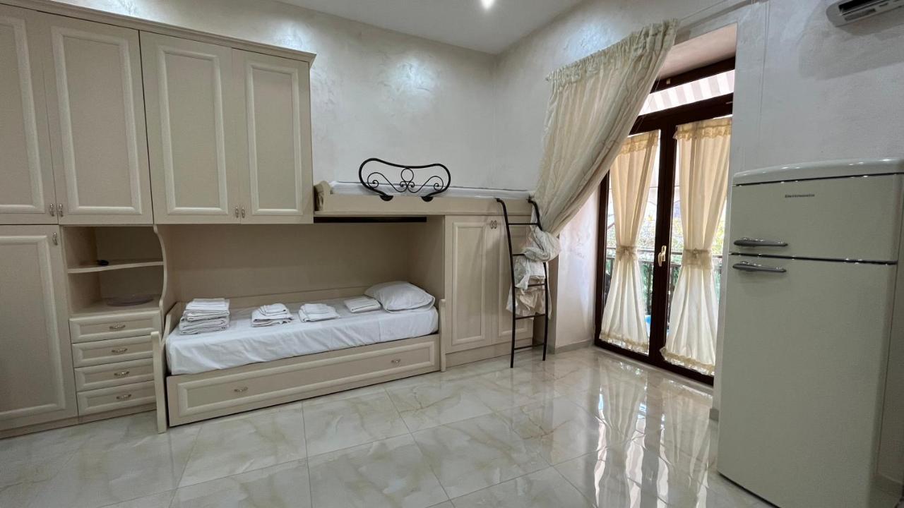 B&B Sasi Napoli Dış mekan fotoğraf